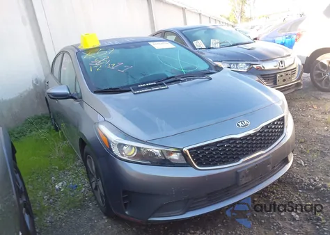 2018 Kia Forte S из США, поврежденный, VIN 3KPFL4A77JE249683